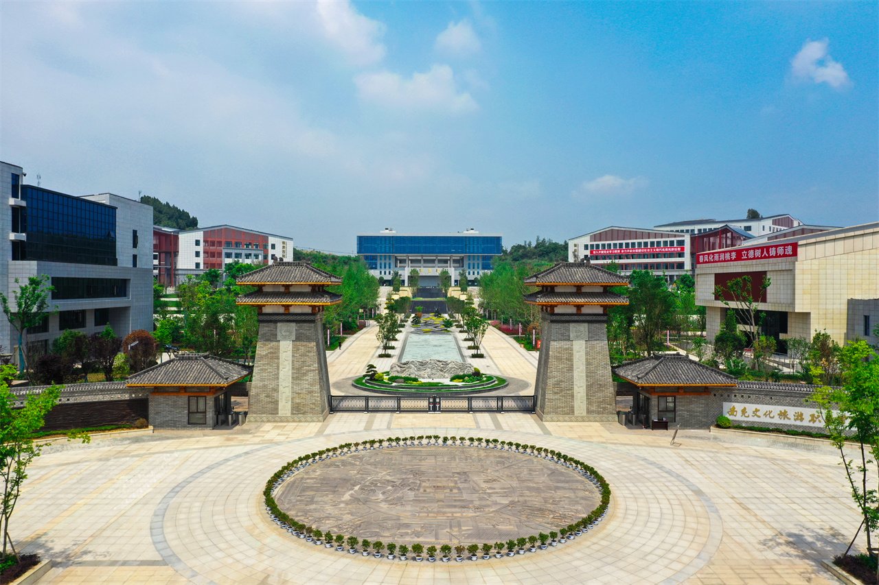 版权所有 千亿游戏app下载成为那不