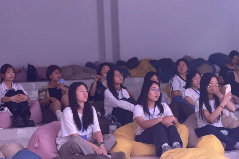 可先确认当前栏目名称